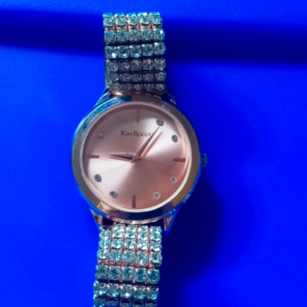 A watch it works and it beautiful